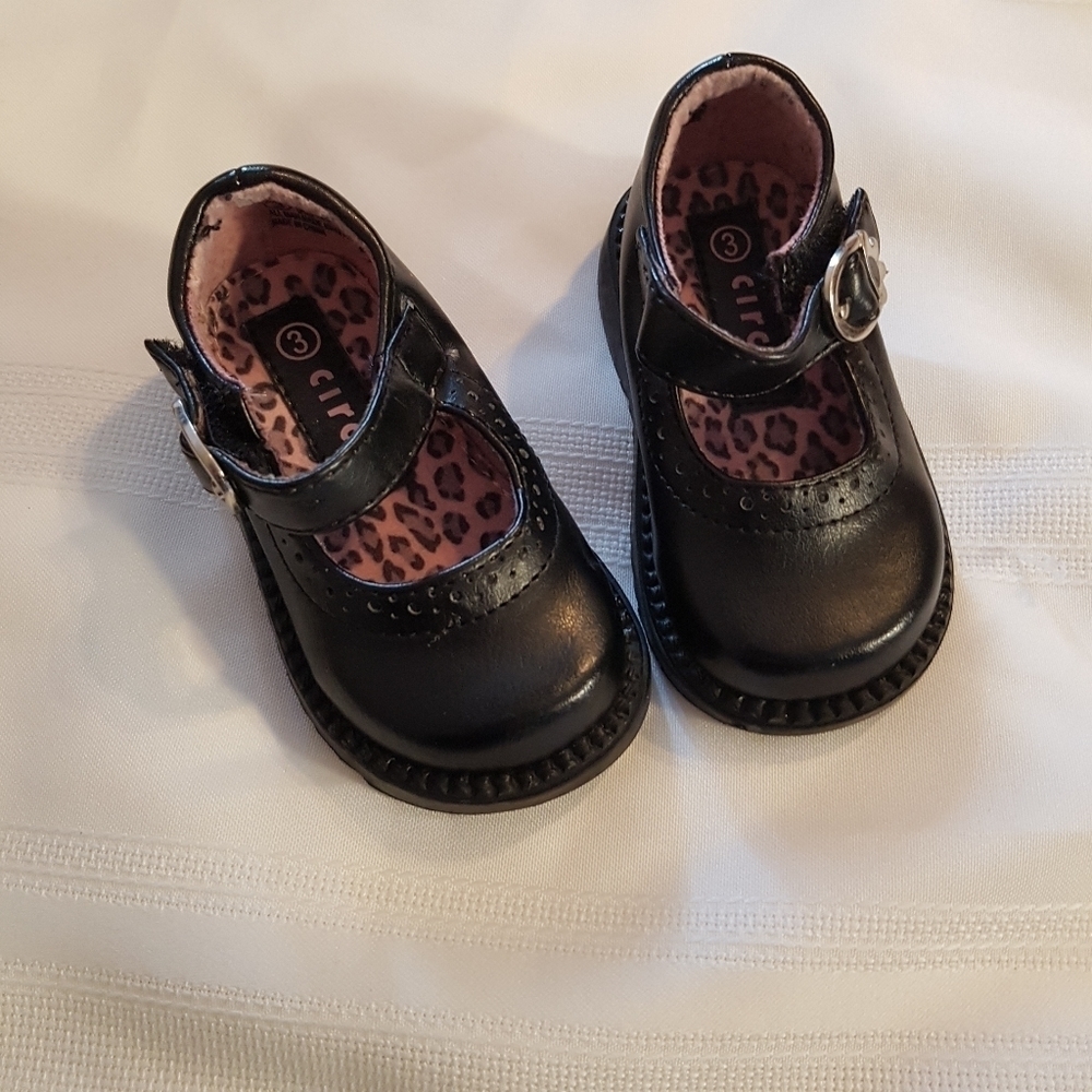 Circo black Mary Janes toddler size 3